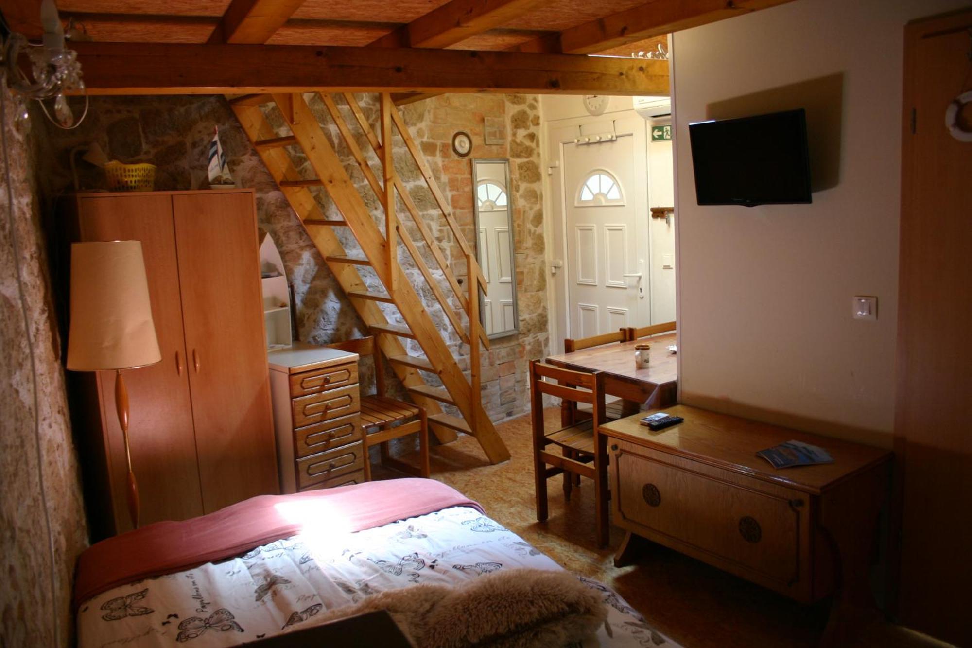 Studio Apartment La Maison de Catherine Rovinj Extérieur photo